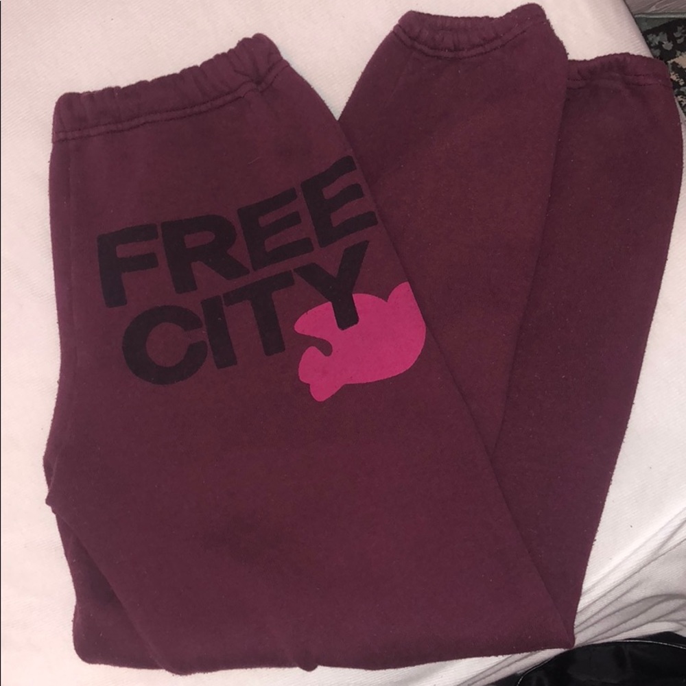 Freecity sweatpants